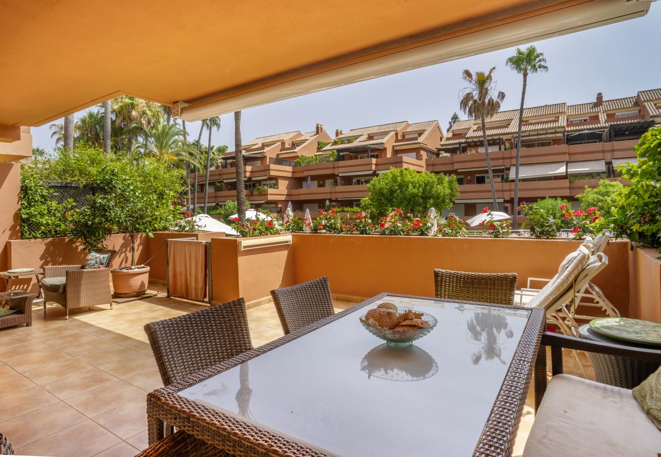 Apartment in Puerto Banus - RAL23903 El Embrujo Playa