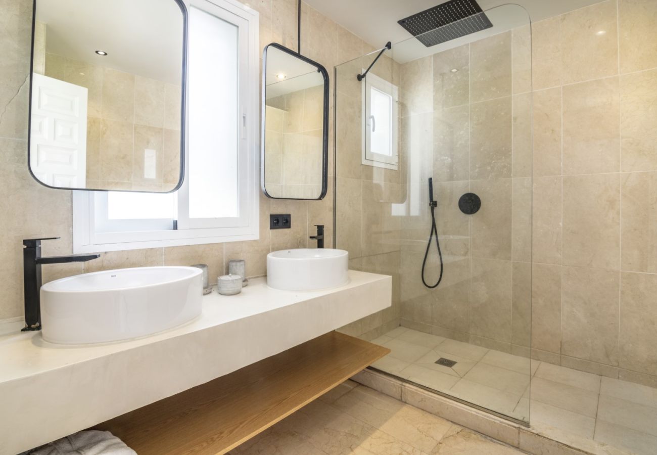 Terraced House in Nueva andalucia - RAL33761 Los Naranjos Country Club