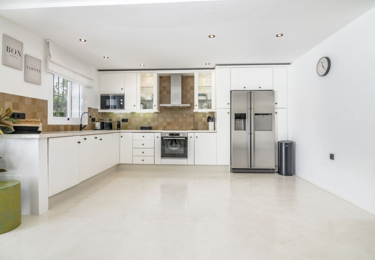 Terraced House in Nueva andalucia - RAL33761 Los Naranjos Country Club