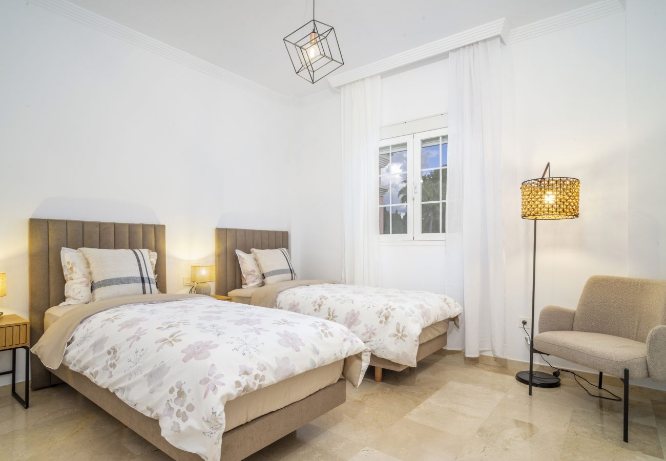 Apartment in Nueva andalucia - RAL33880 River Garden