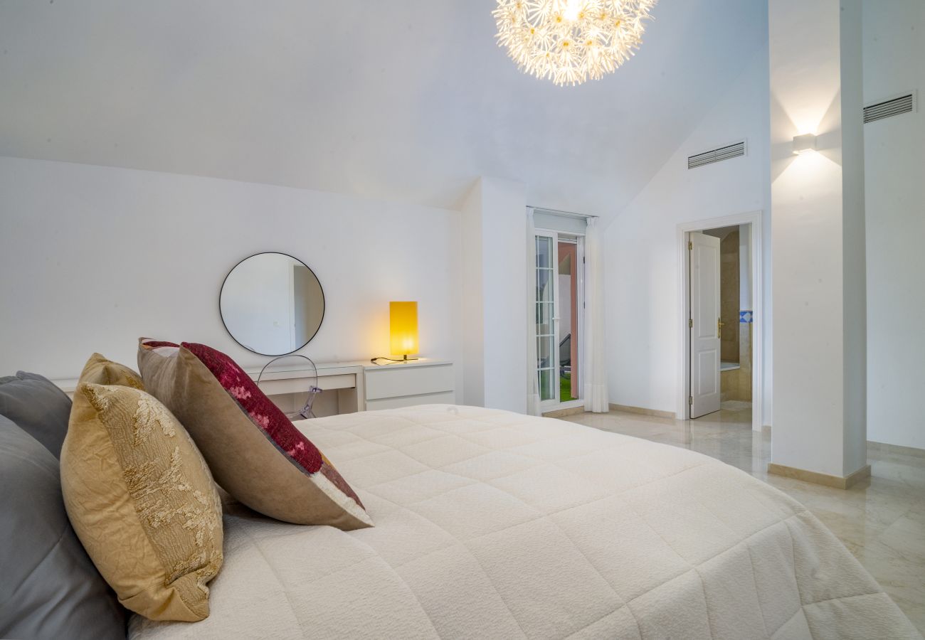 Apartment in Nueva andalucia - RAL33880 River Garden