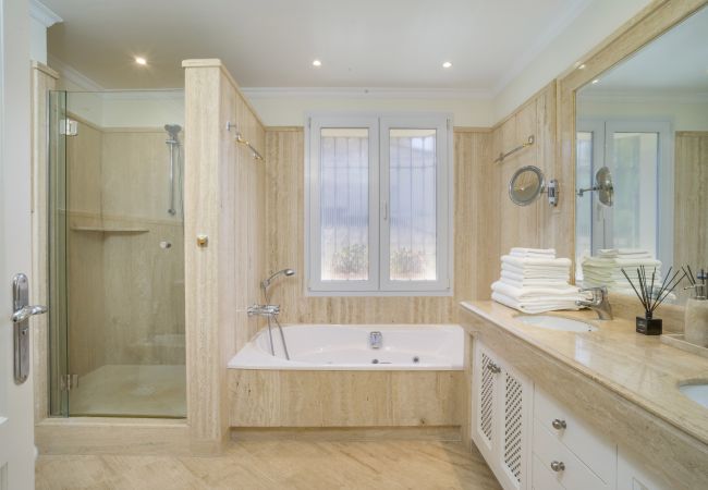 Apartment in Nueva andalucia - RAL23909 Las Alamandas Apartment in Nueva andalucia - RAL23909 Las Alamandas