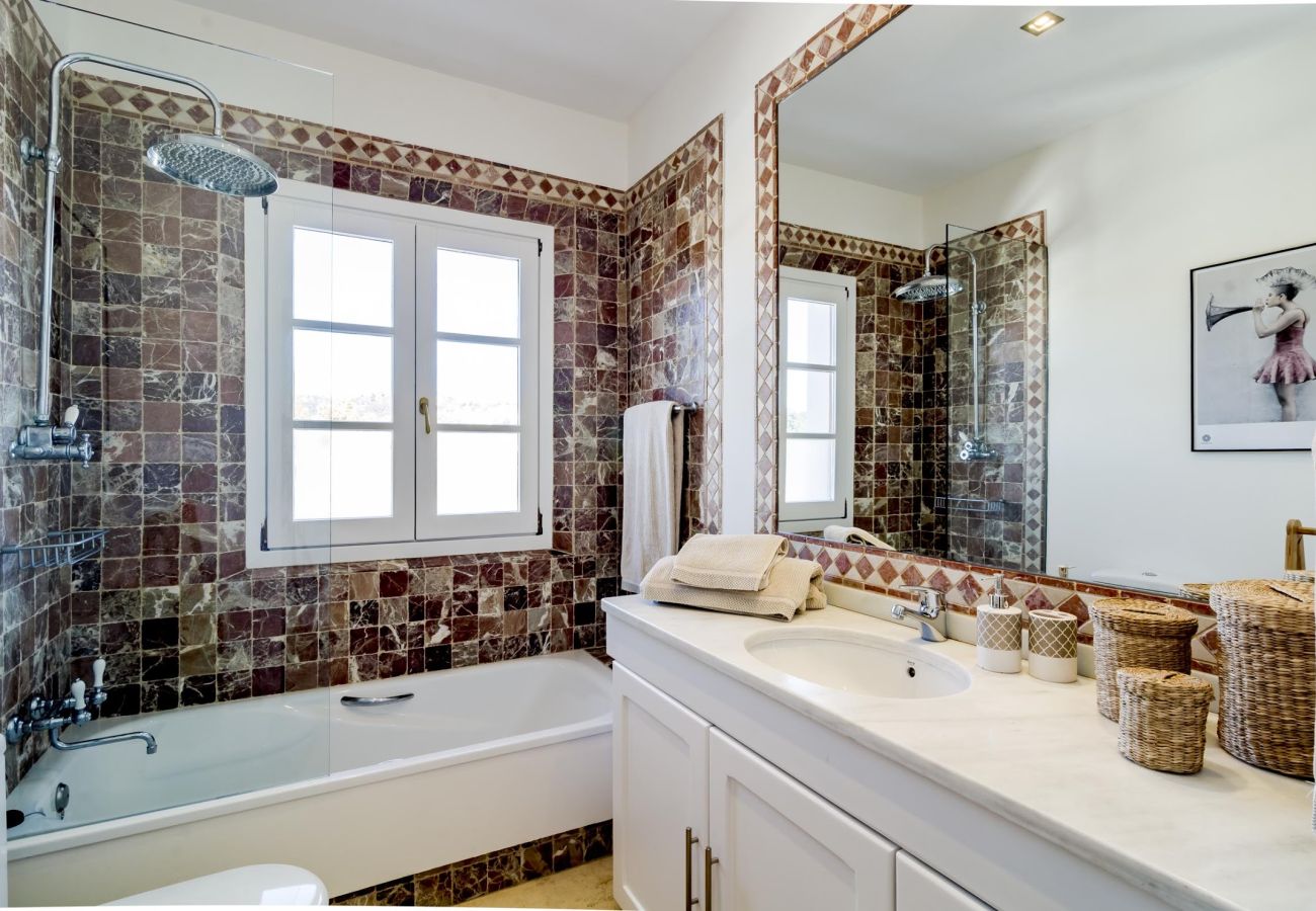 Villa in Benahavís - RVL43918 Villa Alegria