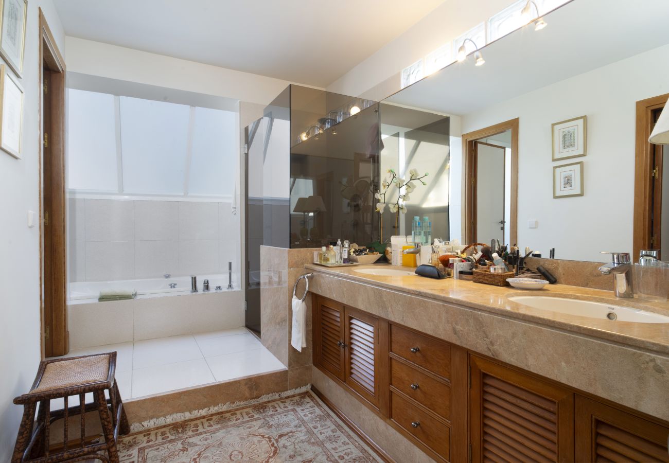 Terraced House in Nueva andalucia - RAL23935 Peñablanca