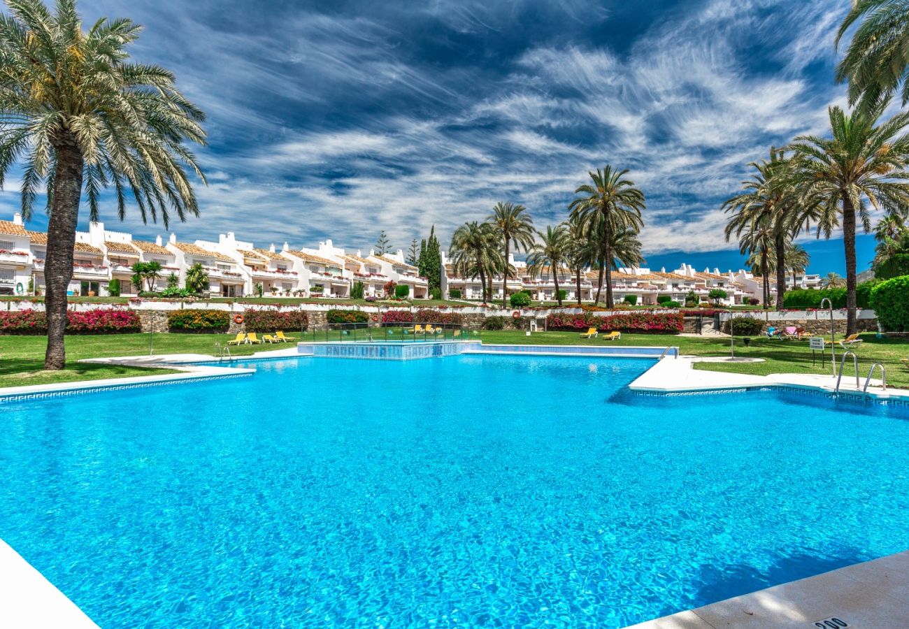 Apartment in Nueva andalucia - RAL23945 Andalucia Garden Club
