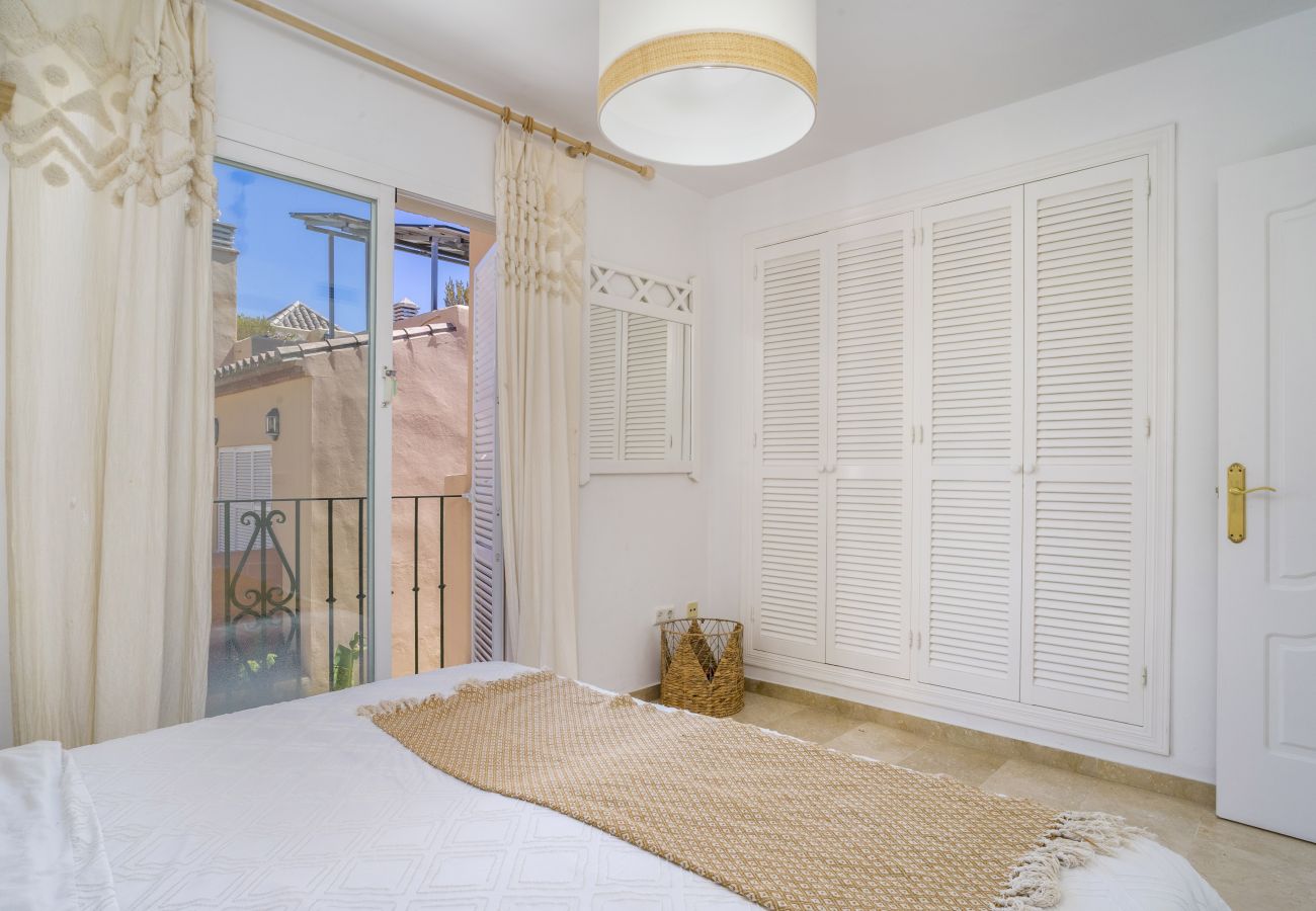 Terraced House in Nueva andalucia - RAL43968 Condes de Iza