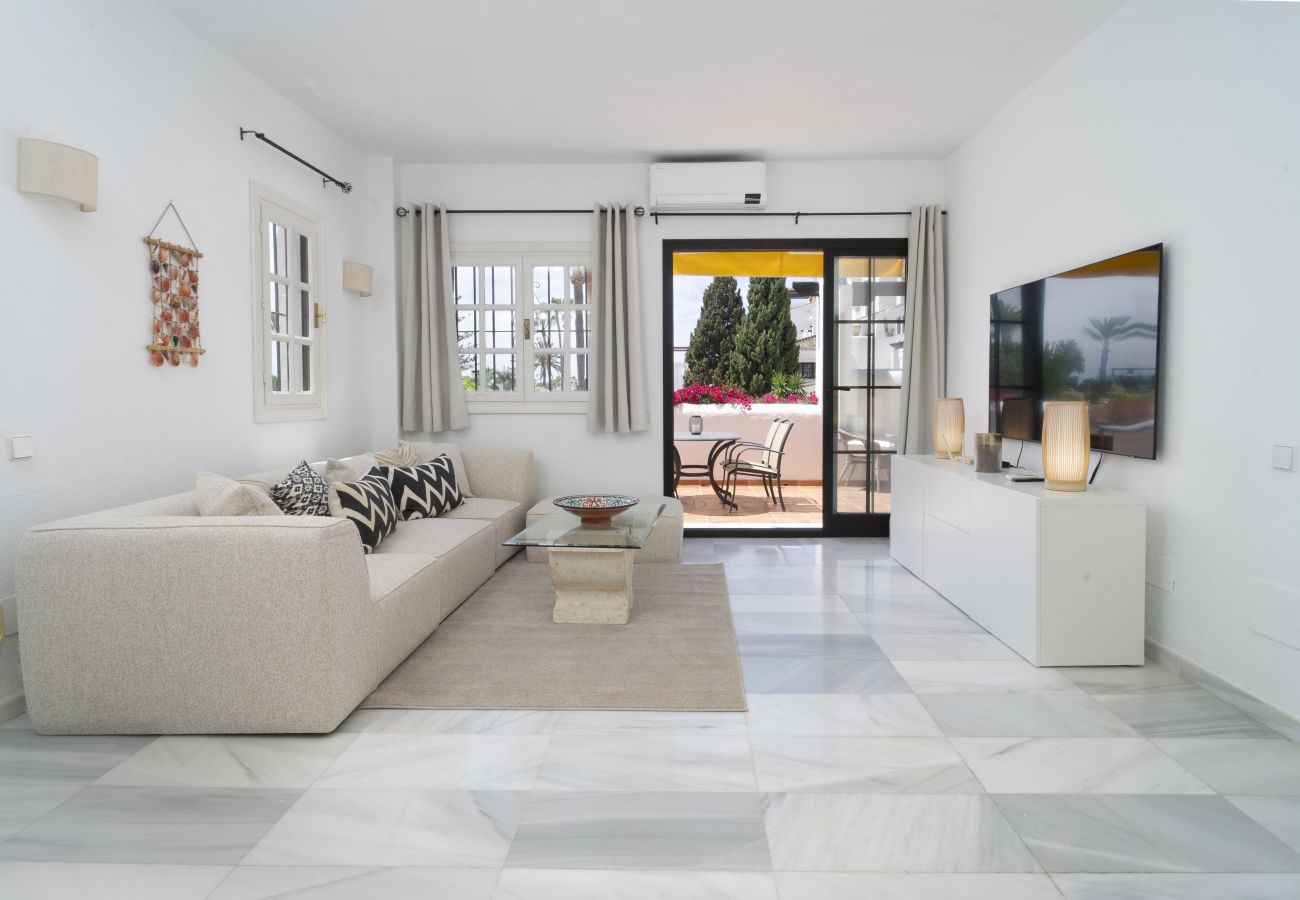Apartment in Nueva andalucia - RA23699 Aldea Blanca