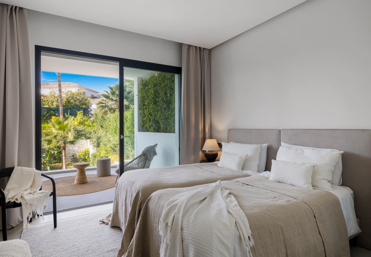 Villa in Nueva andalucia - RV53717 Villa Gardenias