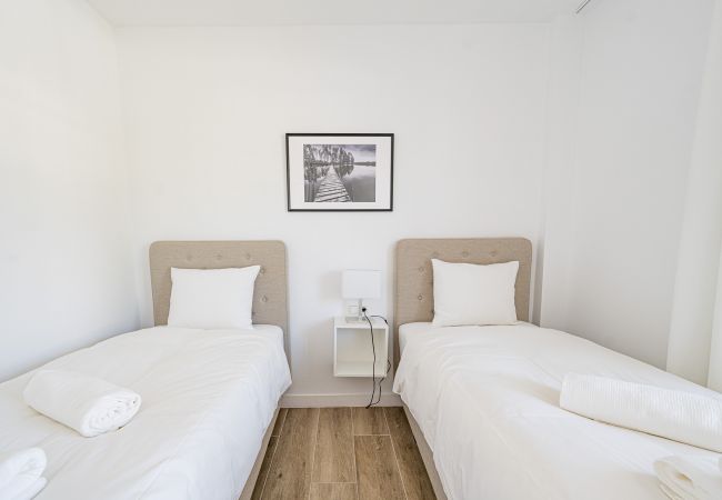 Apartment in Nueva andalucia - SAP23742