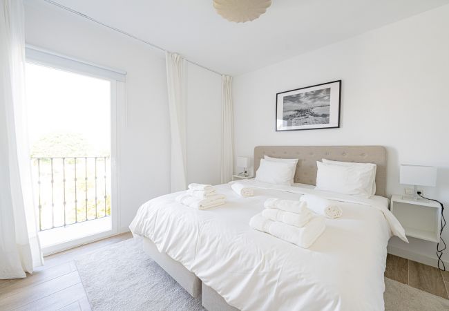 Apartment in Nueva andalucia - SAP23742