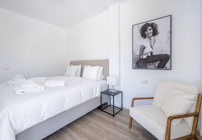 Apartment in Nueva andalucia - SBM23750