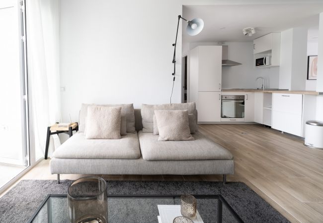 Apartment in Nueva andalucia - SAP23745