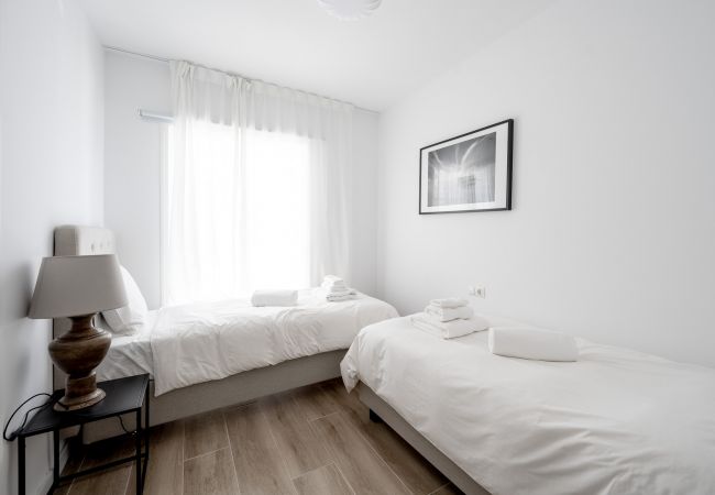 Apartment in Nueva andalucia - SBG23749