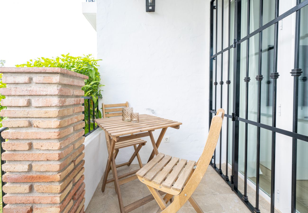 Apartment in Nueva andalucia - SBG23749