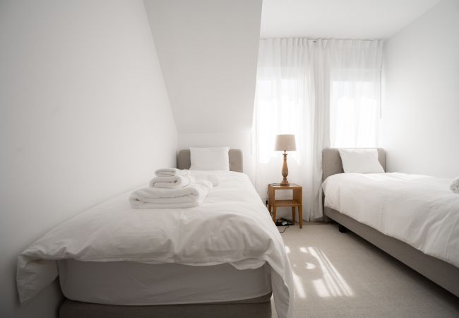 Apartment in Nueva andalucia - SBP33754