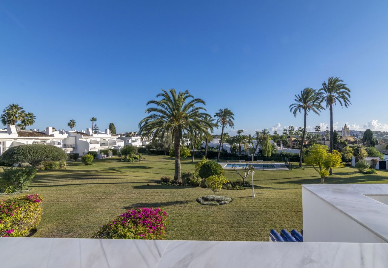 Apartment in Nueva andalucia - RA23791 La Rinconada