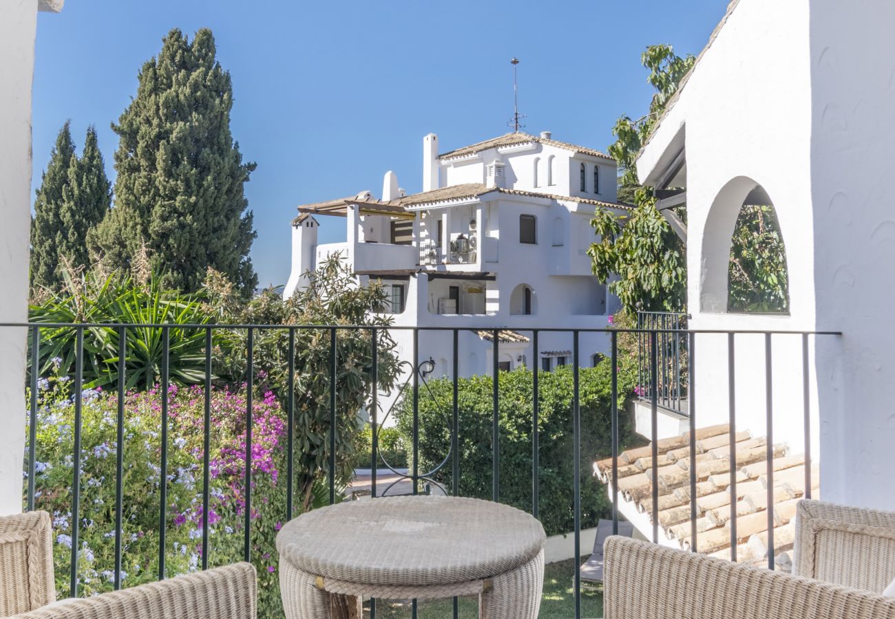 Townhouse in Nueva andalucia - RA33792 Aldea Blanca