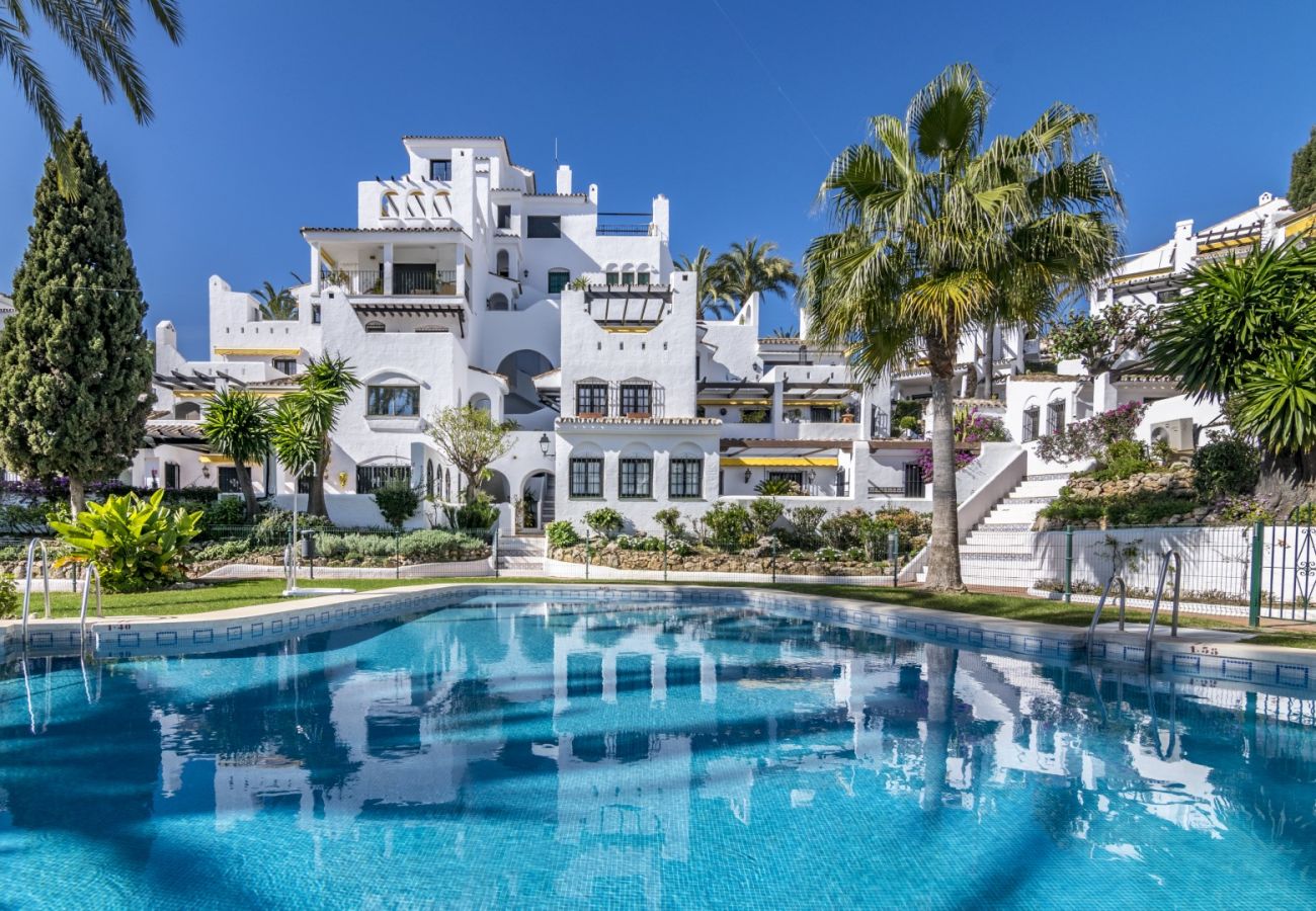 Apartment in Nueva andalucia - RA43818 Aldea Blanca