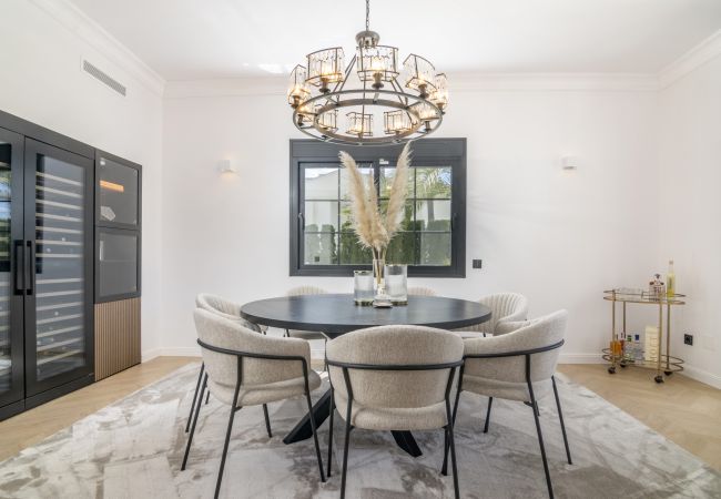 Villa in Estepona - RV53826 Monte Biarritz Villa in Estepona - RV53826 Monte Biarritz