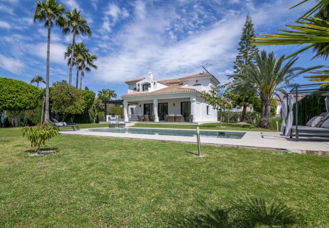 Villa in Estepona - RV53826 Monte Biarritz Villa in Estepona - RV53826 Monte Biarritz