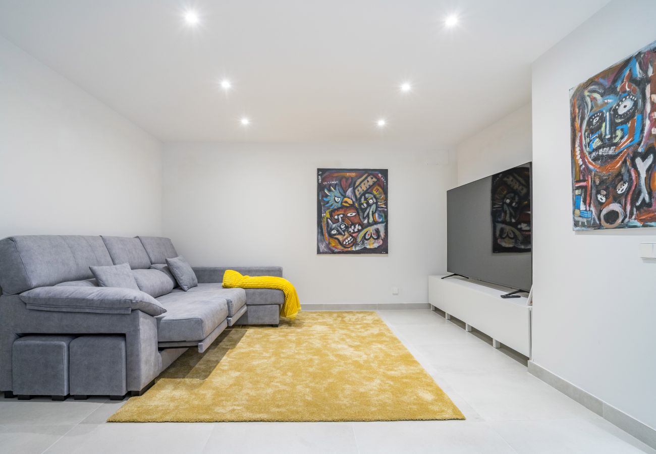Terraced House in San Pedro de Alcántara - RV33885 Treetops