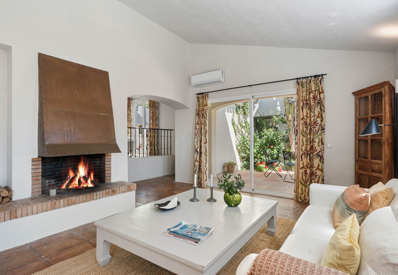 Villa in Benahavís - RV53888 Madroñal 1