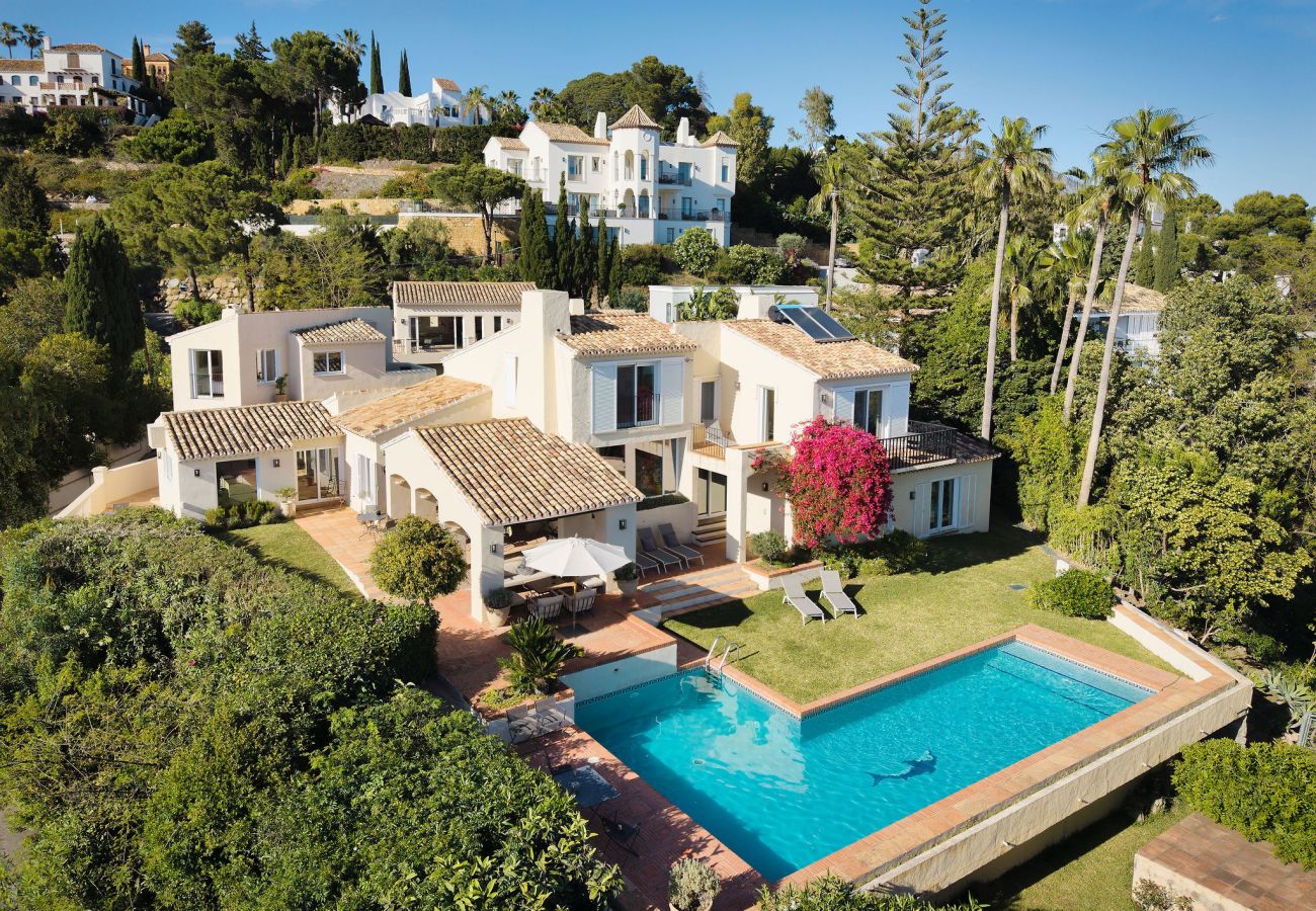 Villa in Benahavís - RV53888 Madroñal 1