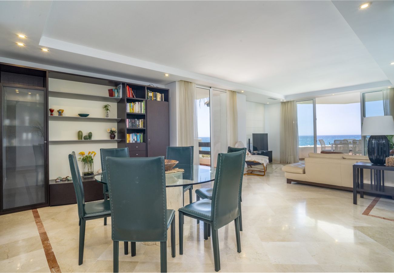 Apartment in Estepona - Costalita