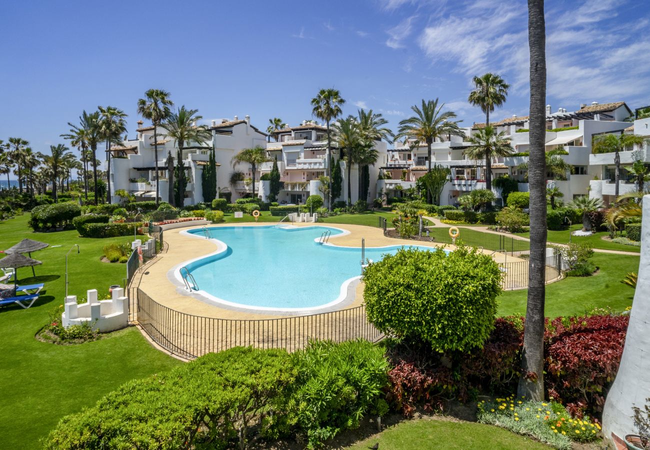 Apartment in Estepona - Costalita