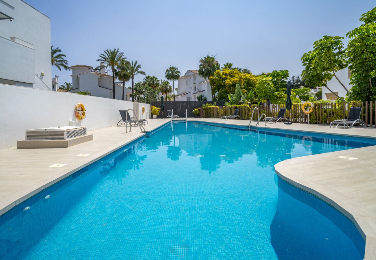 Terraced House in Nueva andalucia - RA33894 Marein Village