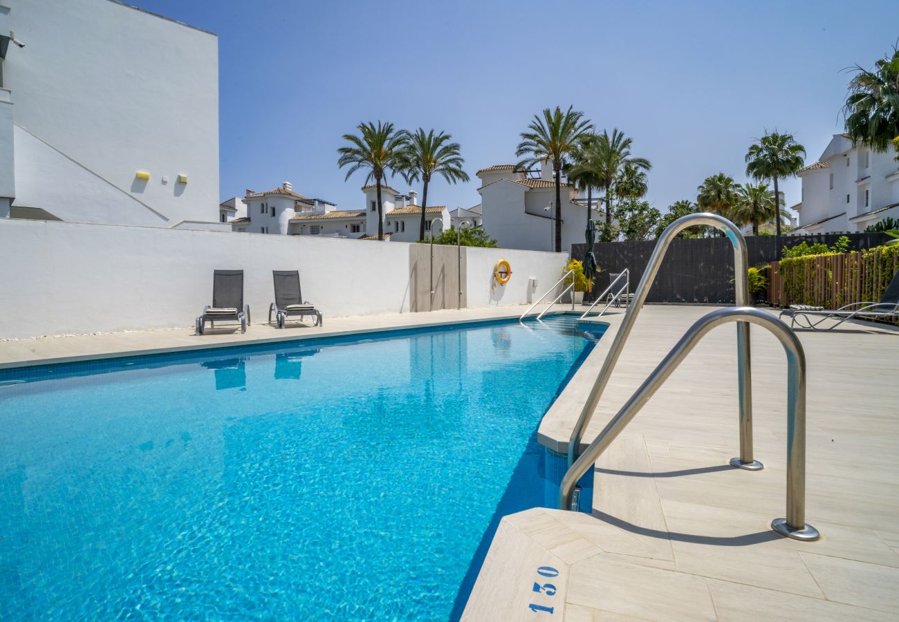 Terraced House in Nueva andalucia - RA33894 Marein Village