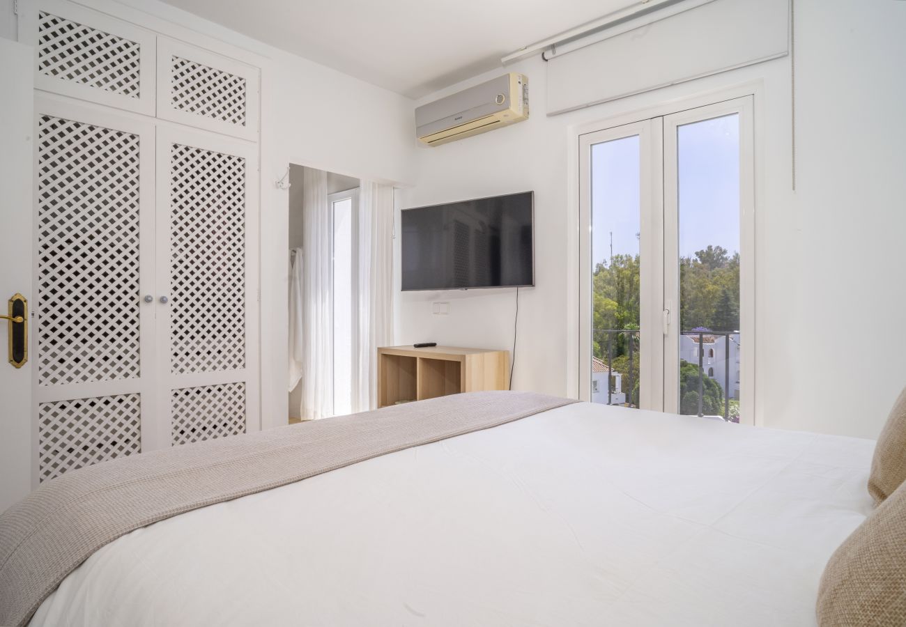 Terraced House in Nueva andalucia - RA23901 El Naranjal