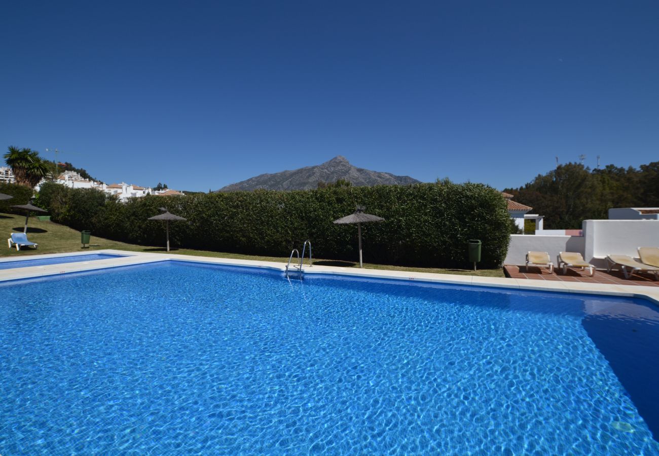 Terraced House in Nueva andalucia - RA23901 El Naranjal