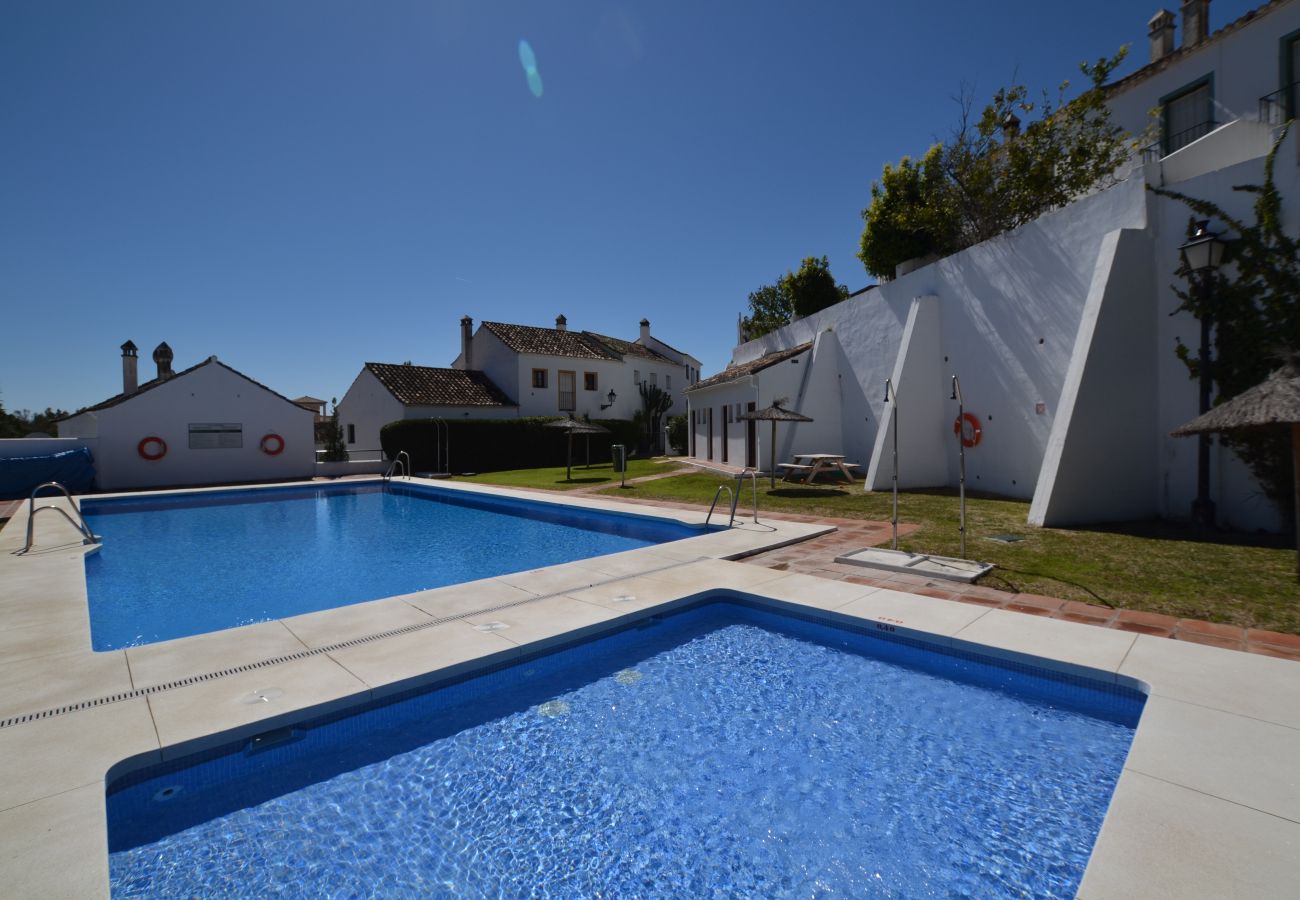 Terraced House in Nueva andalucia - RA23901 El Naranjal