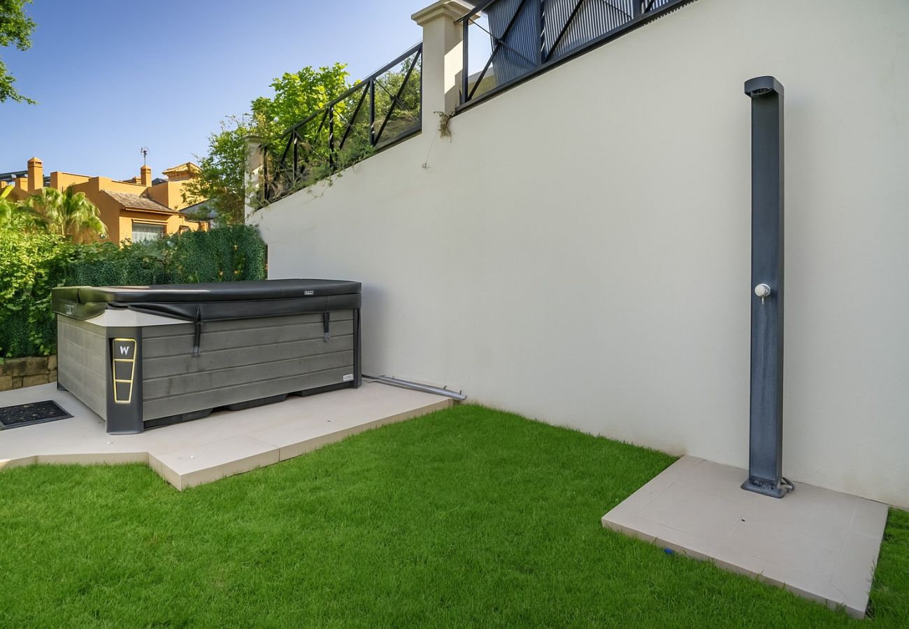 Apartment in Nueva andalucia - RA33904 Palacetes de Belvederes
