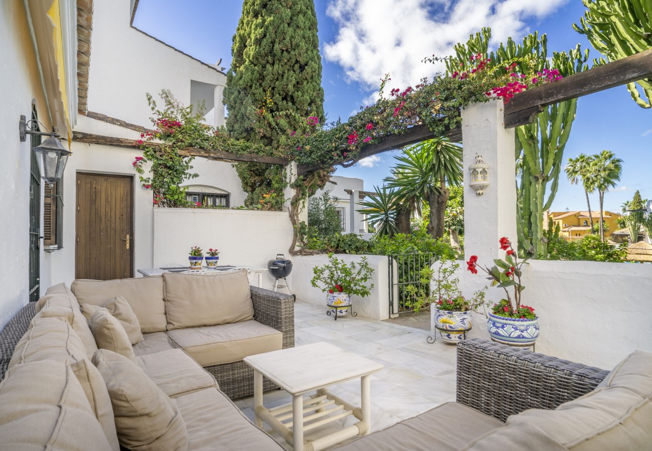 Apartment in Nueva andalucia - RA23907 Aldea Blanca