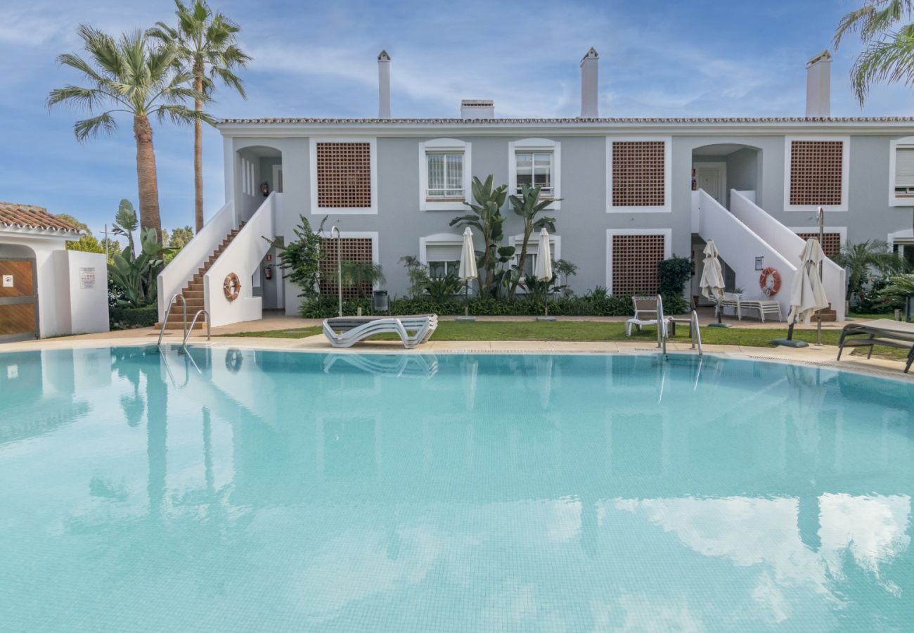 Apartment in Estepona - RA23911 Cortijo del Mar