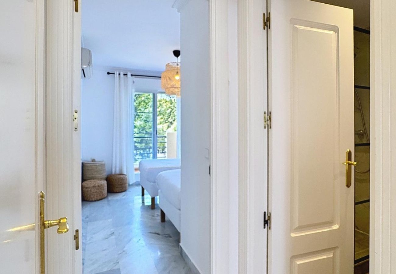 Apartment in Nueva andalucia - RA23917 Señorio de Aloha