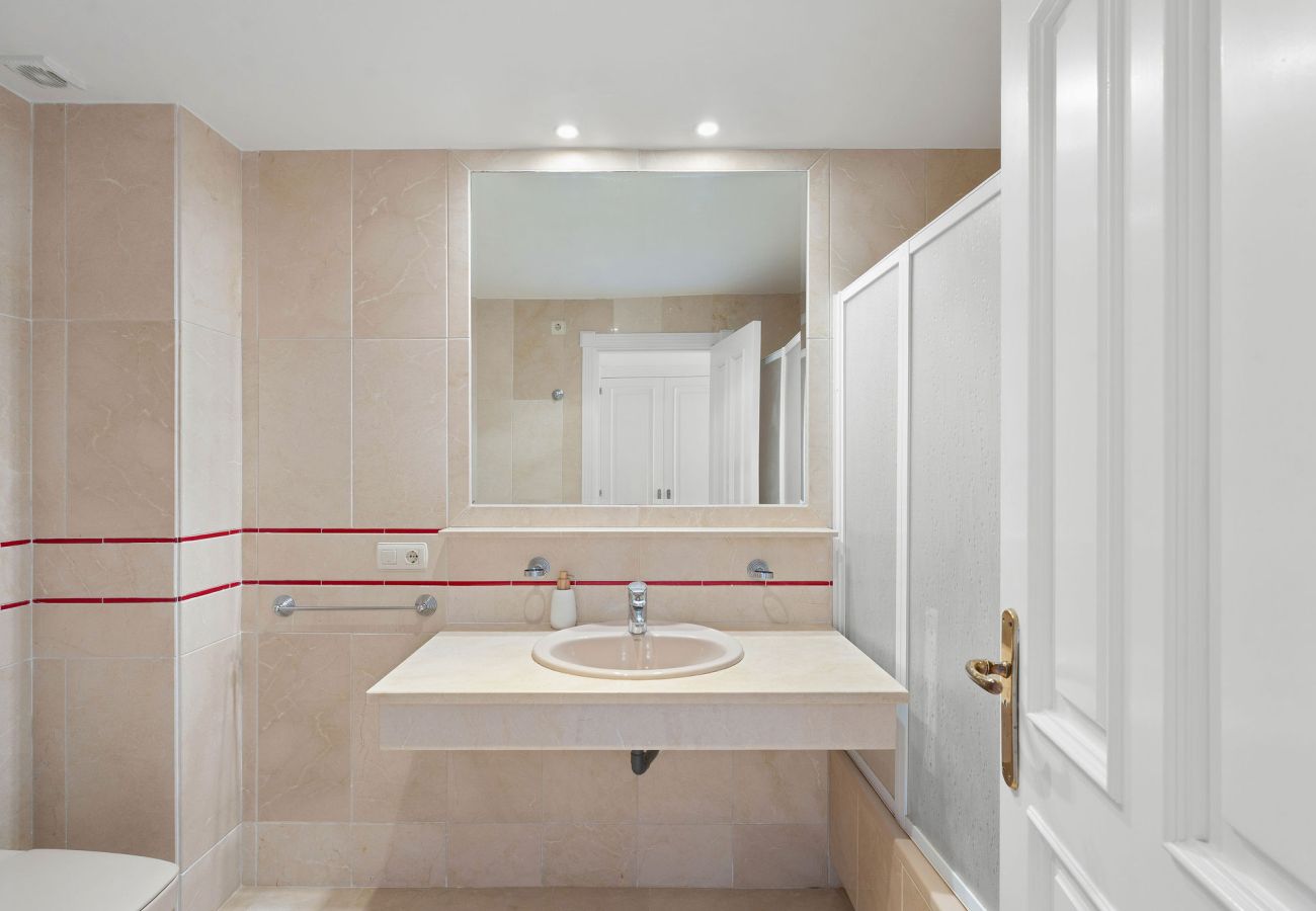 Apartment in Nueva andalucia - RA43653 Andalucia Alta