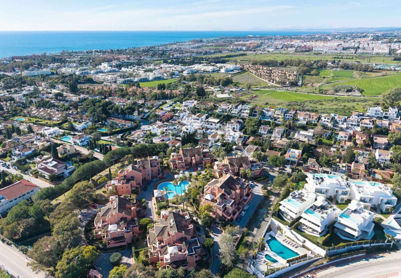 Apartment in Nueva andalucia - RA43653 Andalucia Alta