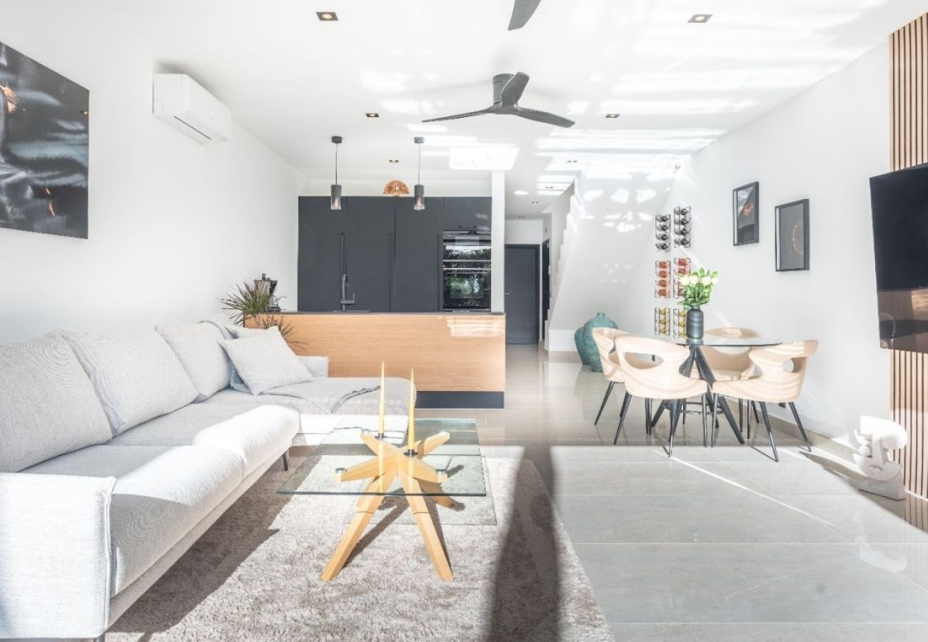 Terraced House in Nueva andalucia - RA33923 Los Algarrobos