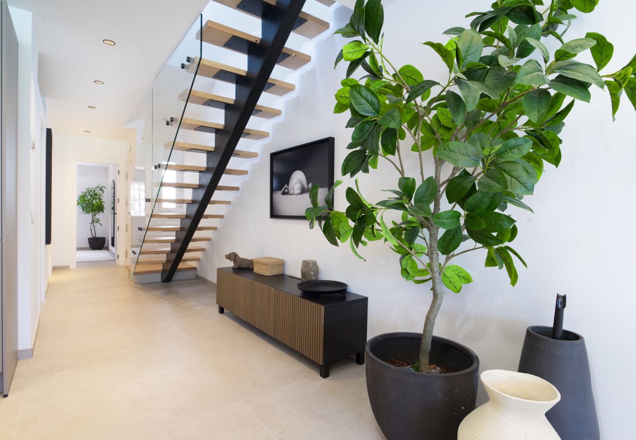 Terraced House in Nueva andalucia - RA33923 Los Algarrobos