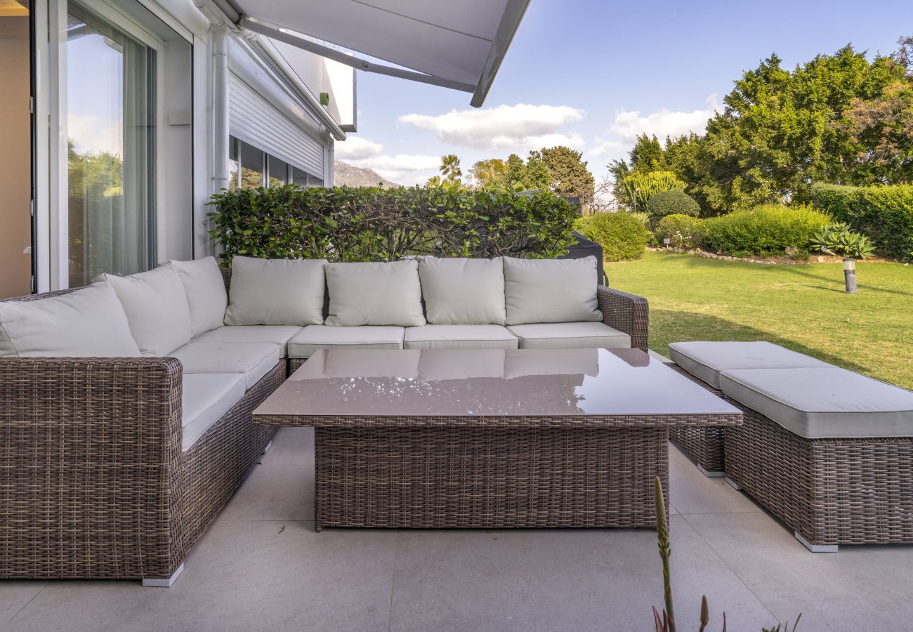 Terraced House in Nueva andalucia - RA33923 Los Algarrobos