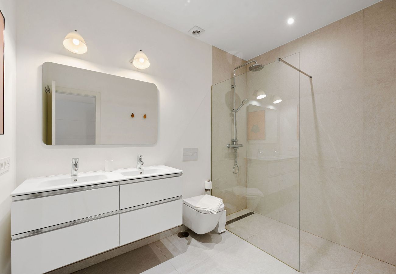 Apartment in Nueva andalucia - RA33941 Royal Garden