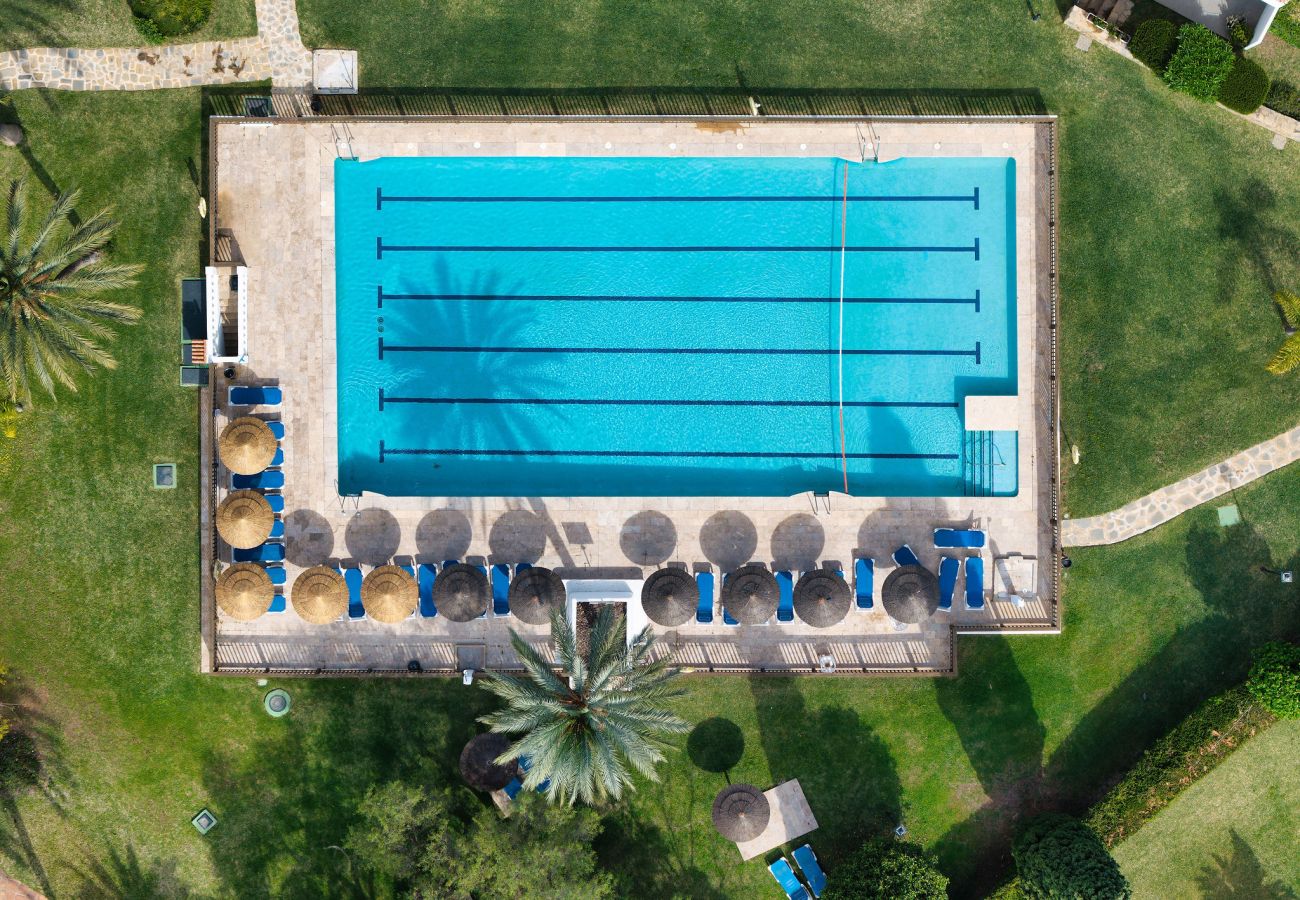 Apartment in Nueva andalucia - RA33941 Royal Garden