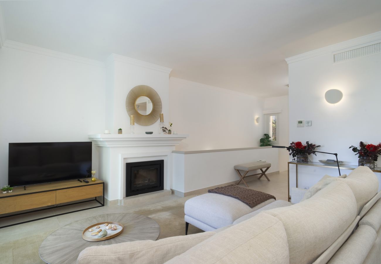Terraced House in Nueva andalucia - RA23943 Los Arrayanes