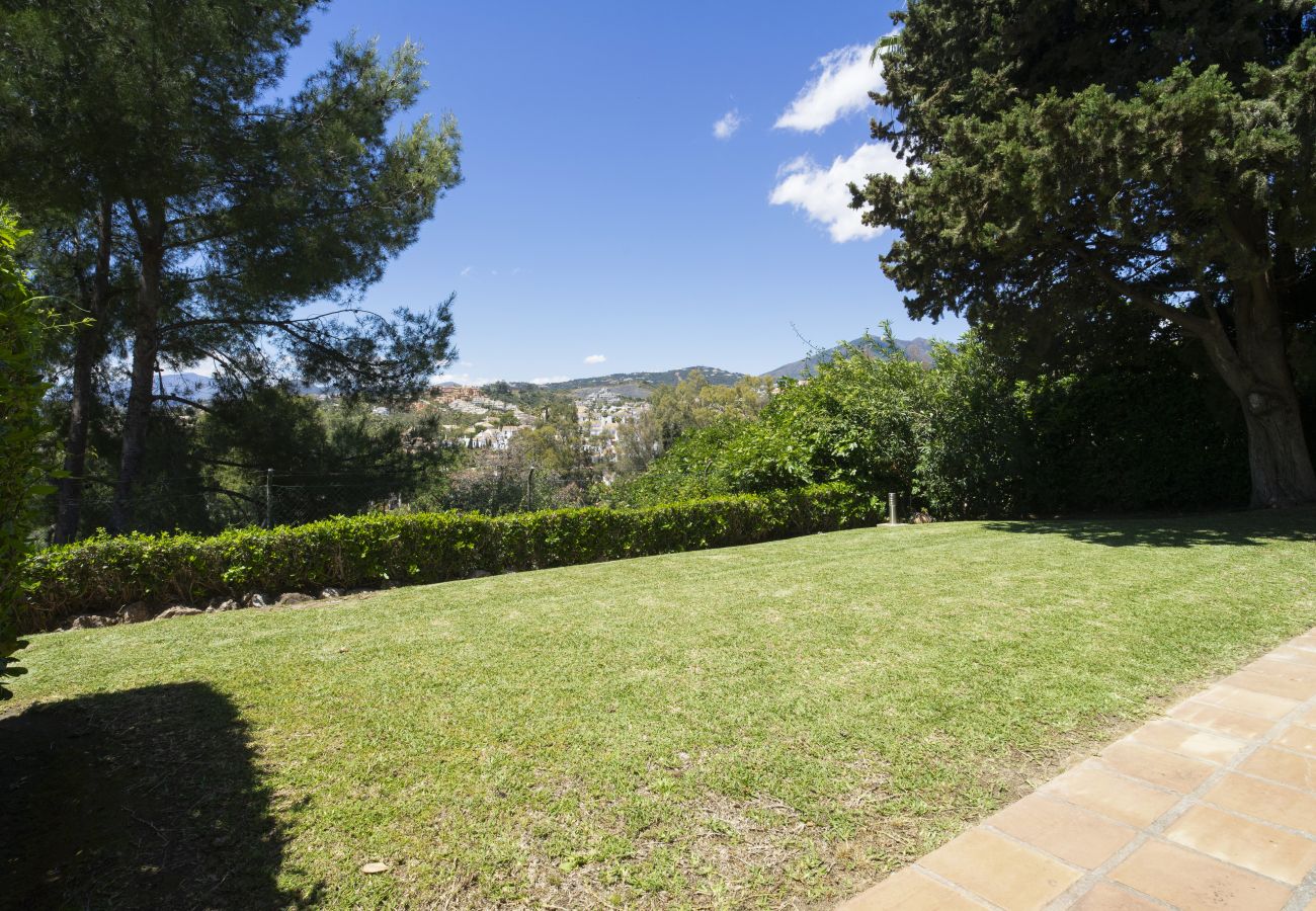 Terraced House in Nueva andalucia - RA23943 Los Arrayanes