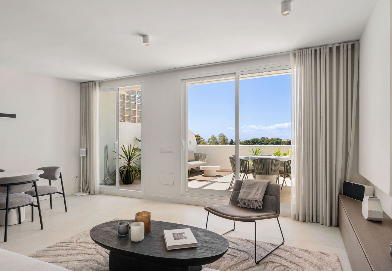 Apartment in Nueva andalucia - RA33950 El Dorado