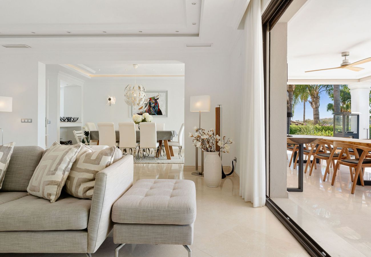 Villa in Nueva andalucia - RV63954 Villa Vistas del Golf