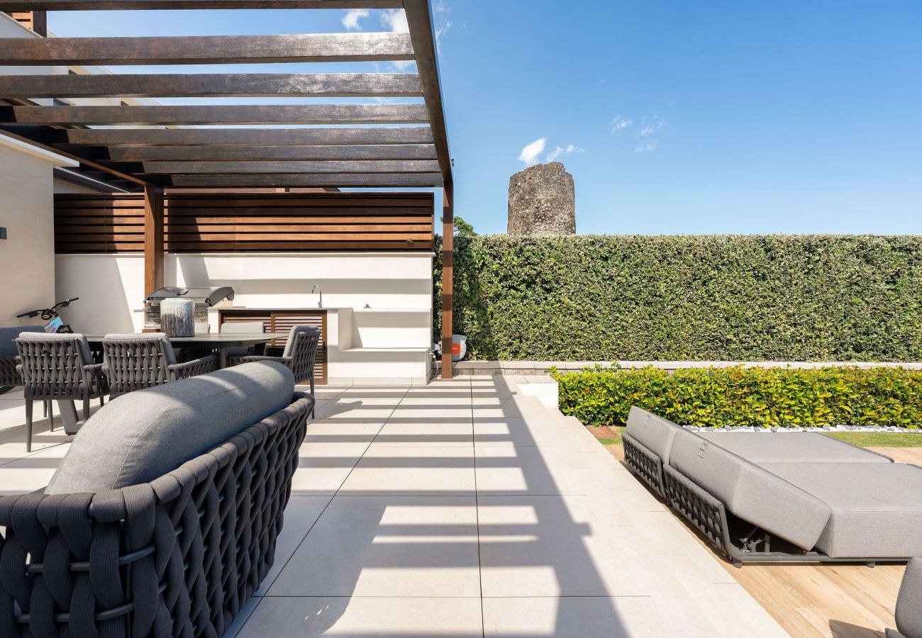Terraced House in Estepona - RA43952 Velaya